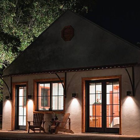 Little Dutch Cabin #3 - 12 Min To Magnolia-Baylor Bellmead エクステリア 写真