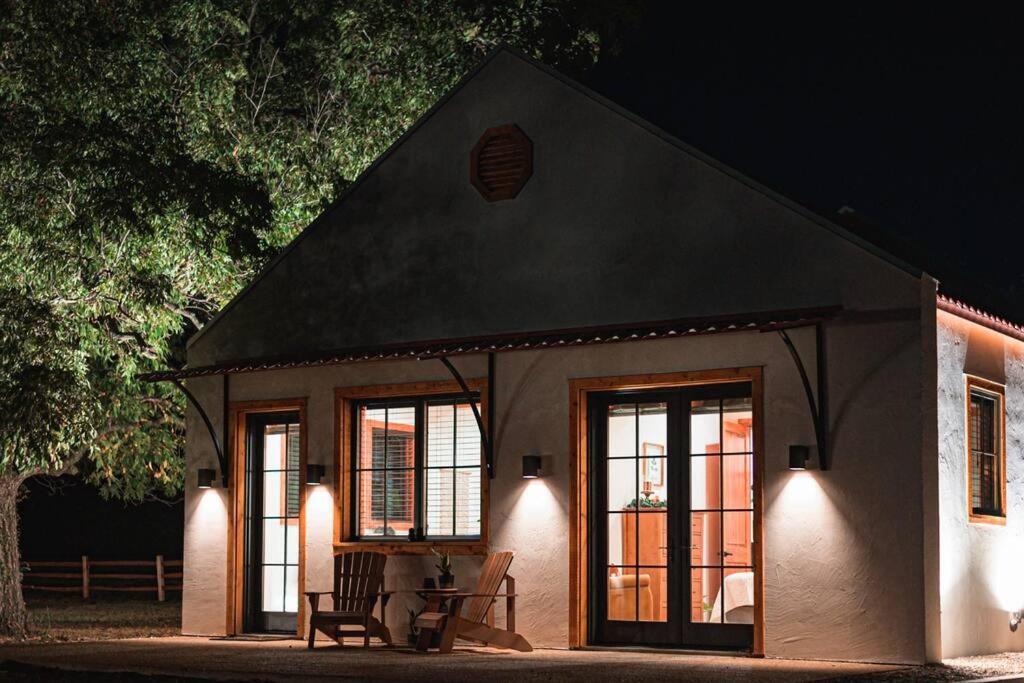 Little Dutch Cabin #3 - 12 Min To Magnolia-Baylor Bellmead エクステリア 写真